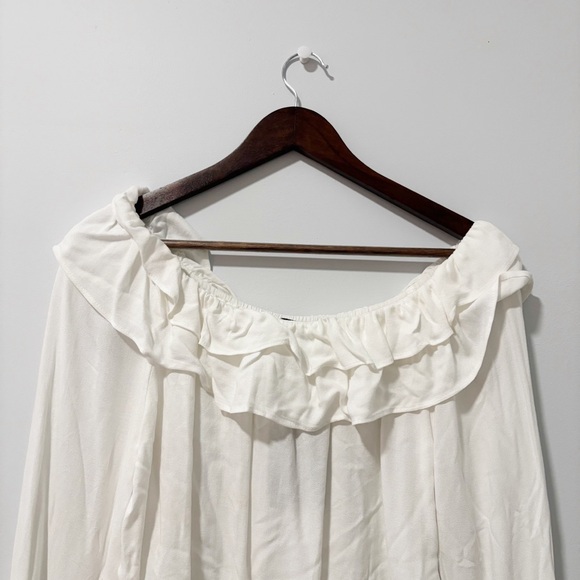 Forever‎ 21 Womens White Puff Sleeve Ruffled Crop Blouse Size Medium NWT - Picture 2 of 9